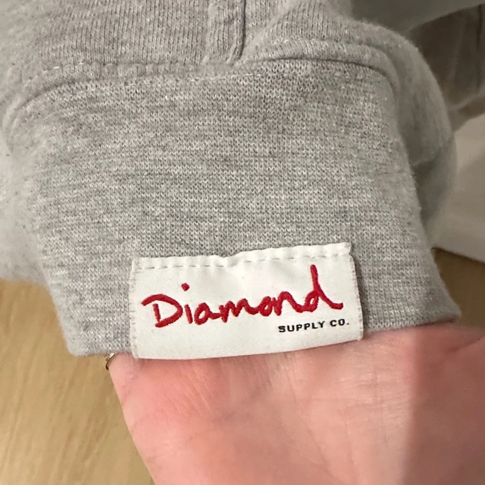 Diamond Supply Co. Gray Graphic Hoodie - Picture 4 of 7